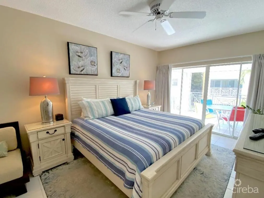 Beach Living At Regal Beach Blde George Town